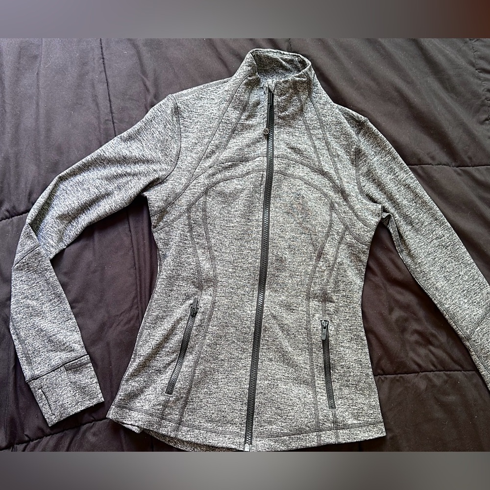 Lululemon define jacket full zip Athletic Heathered Black Workout size 6